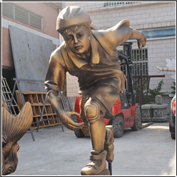 少年玩滑輪人物銅雕塑 少年玩滑輪人物銅雕塑